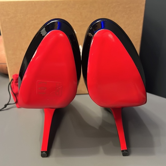 Christian Louboutin Bianca heels - Picture 8 of 9